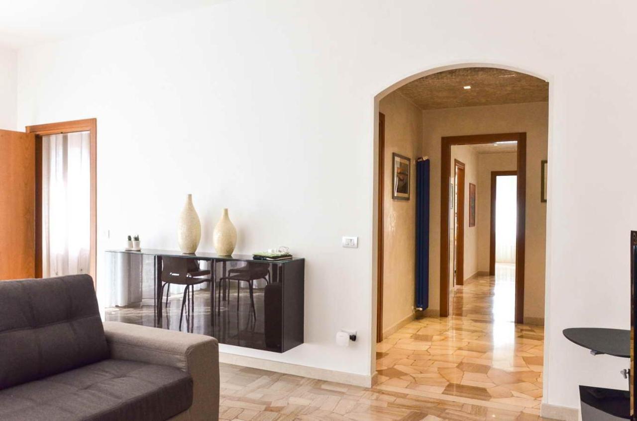 Appartamento Di Silvia - Silvia'S Apartment 维琴察 外观 照片